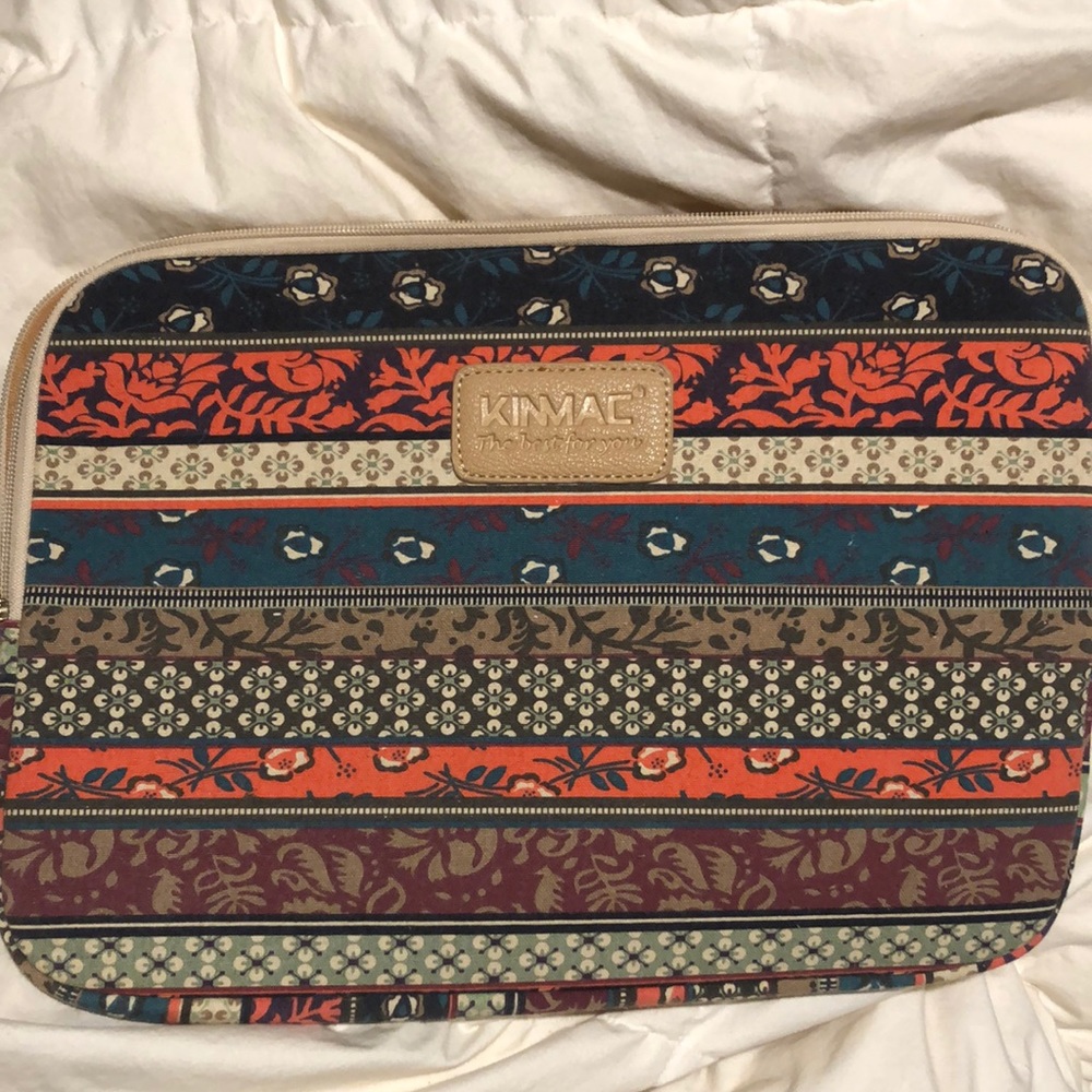 Padded laptop holder